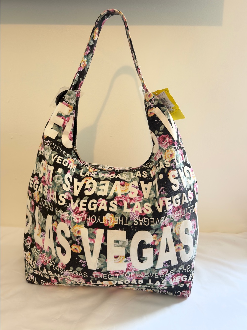 Robin Ruth Black Floral 'LAS VEGAS' Shoulder Bag - Picture 8 of 8